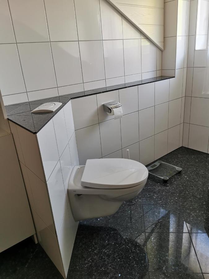 Apartment an der Lindach Kirchheim unter Teck Exterior foto